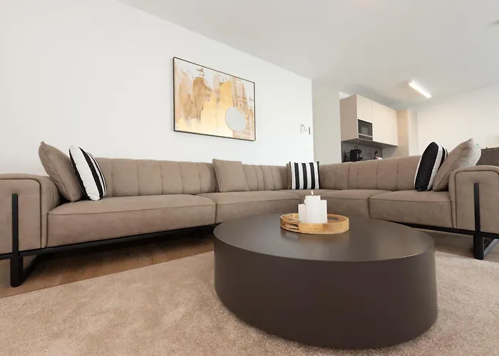 Rhs Apartments *